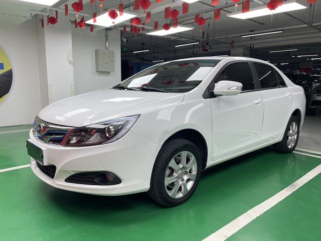 BYD e5