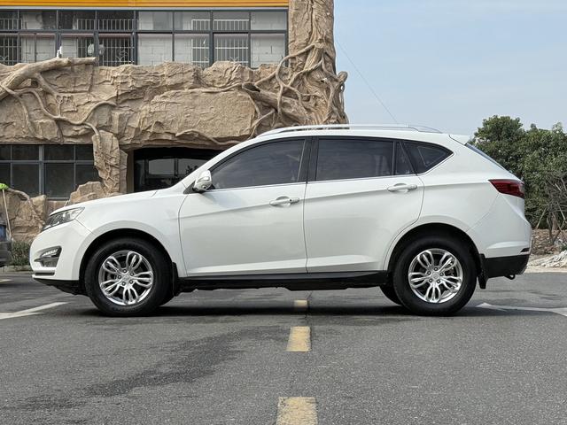 Lu Feng Landwind X5