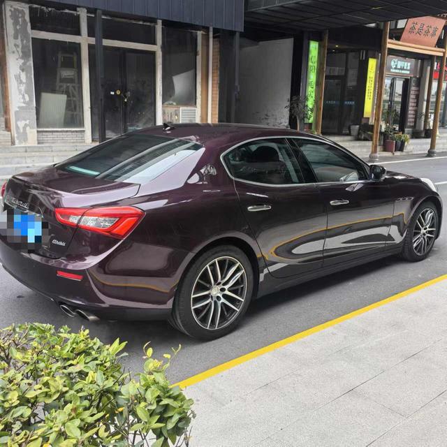 Maserati Ghibli