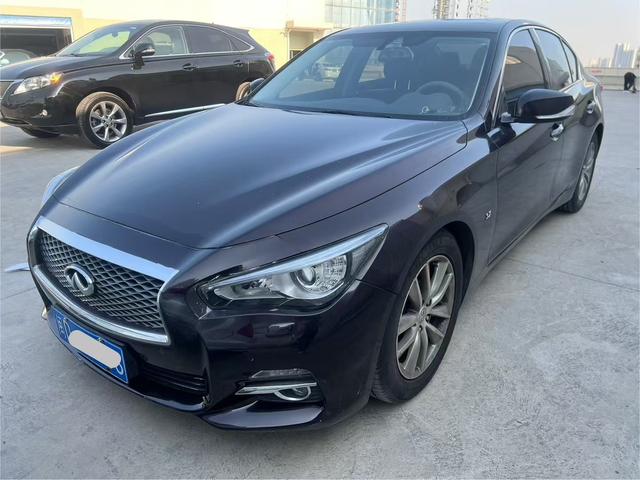 Infiniti Q50