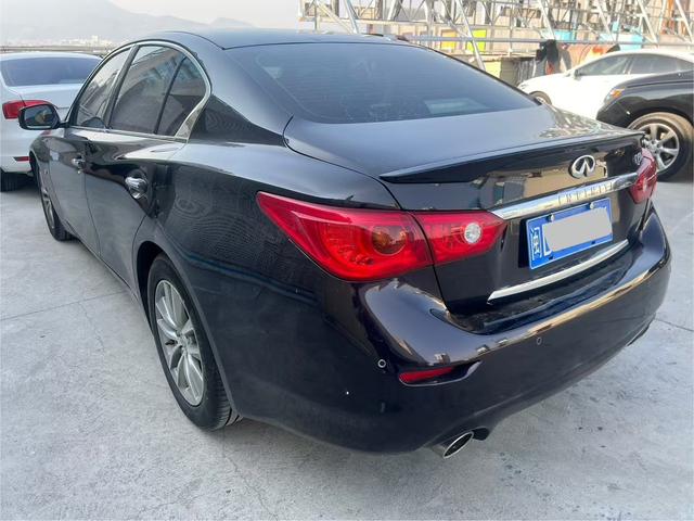 Infiniti Q50