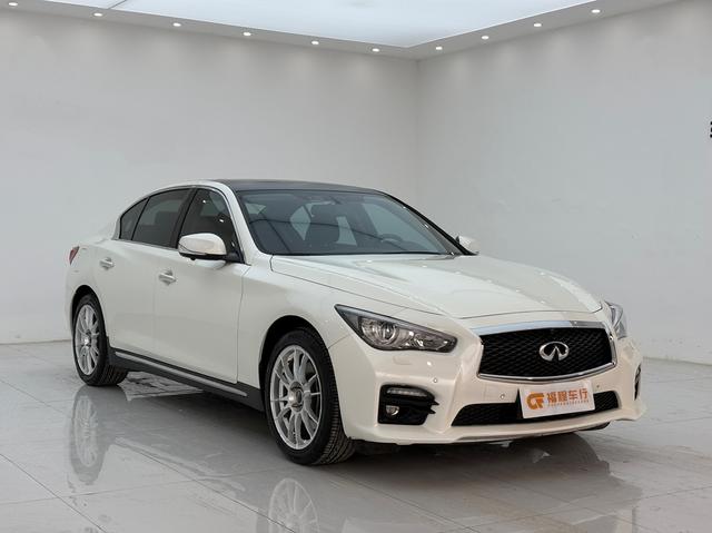 Infiniti Q50L