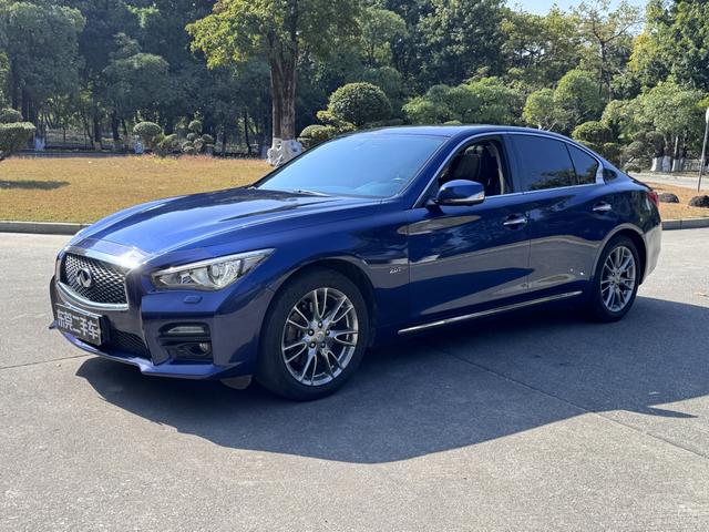 Infiniti Q50L