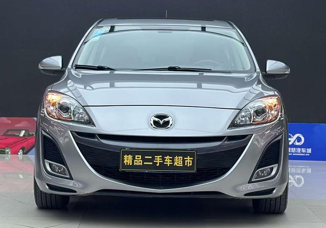 Mazda 3 (imported)