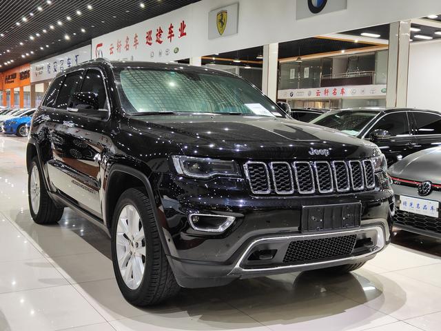 Jeep Grand Cherokee (imported)