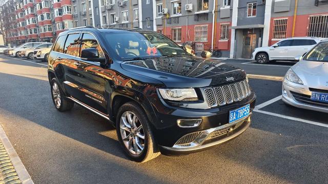 Jeep Grand Cherokee (imported)