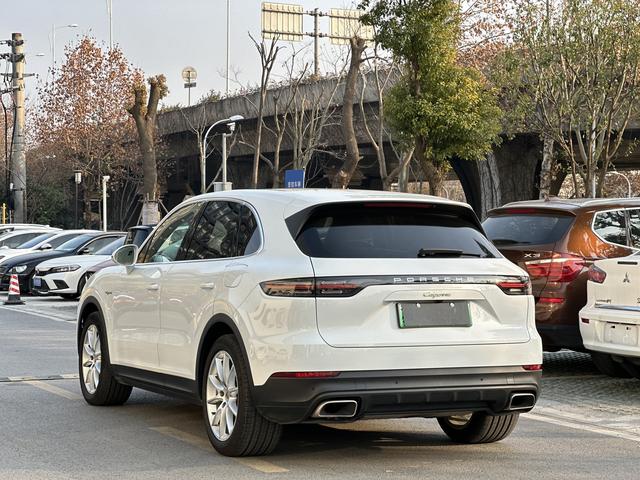 Porsche Cayenne E-Hybrid