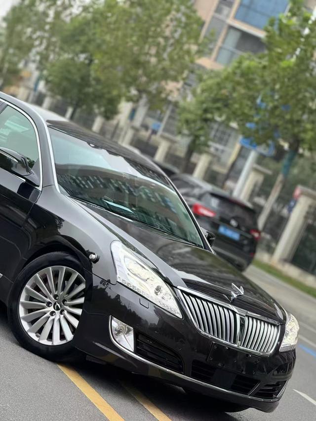 Hyundai Equus