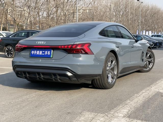 Audi e-tron GT