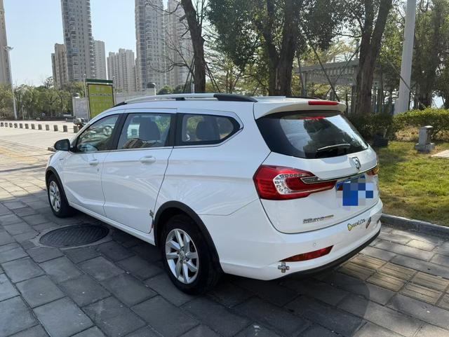 Baojun 310W