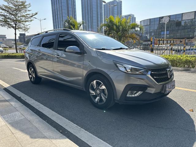 Baojun 310W