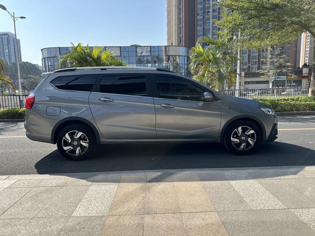 Baojun 310W