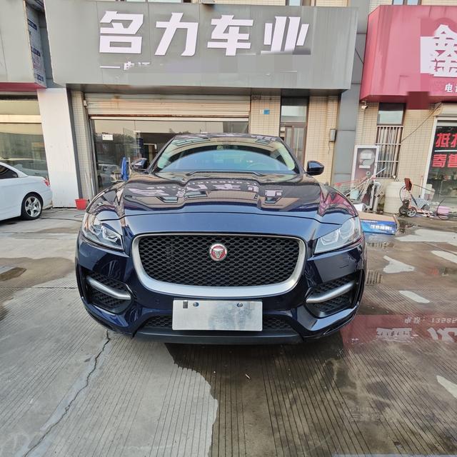 Jaguar F-PACE