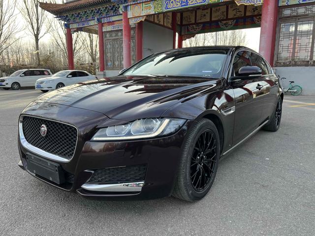 Jaguar XFL