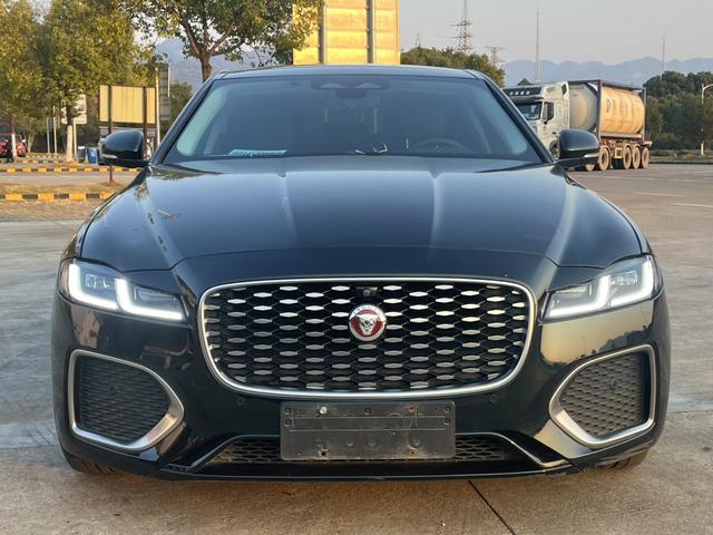 Jaguar XFL