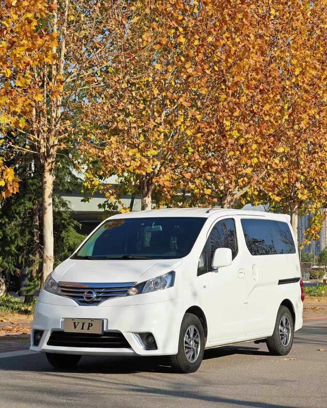 Nissan NV200