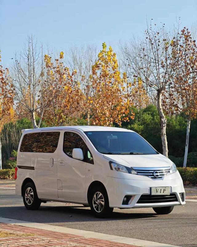 Nissan NV200