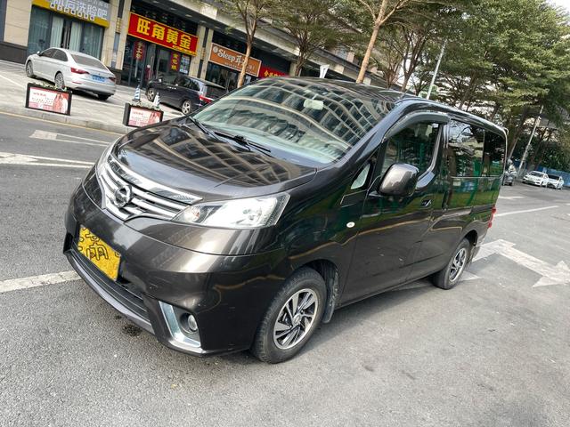 Nissan NV200