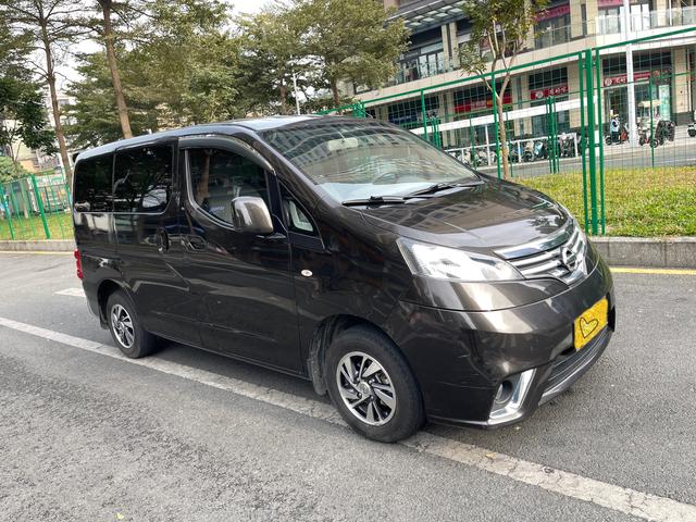 Nissan NV200