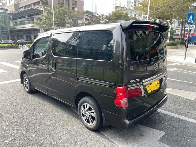 Nissan NV200