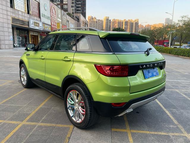 Lu Feng Landwind X7