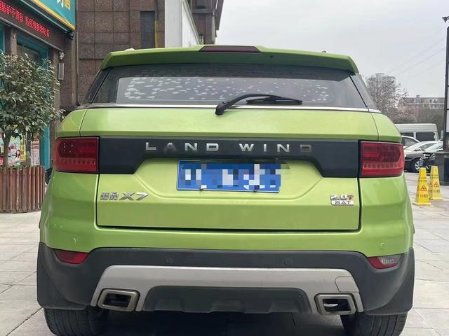 Lu Feng Landwind X7