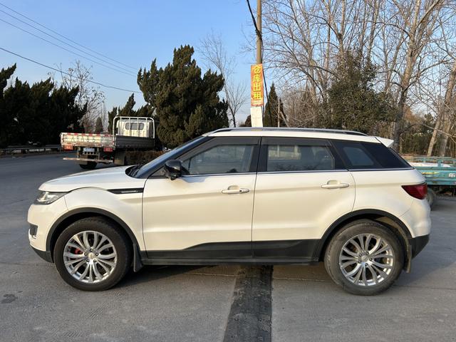 Lu Feng Landwind X7