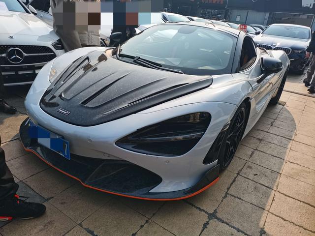 McLaren 720S