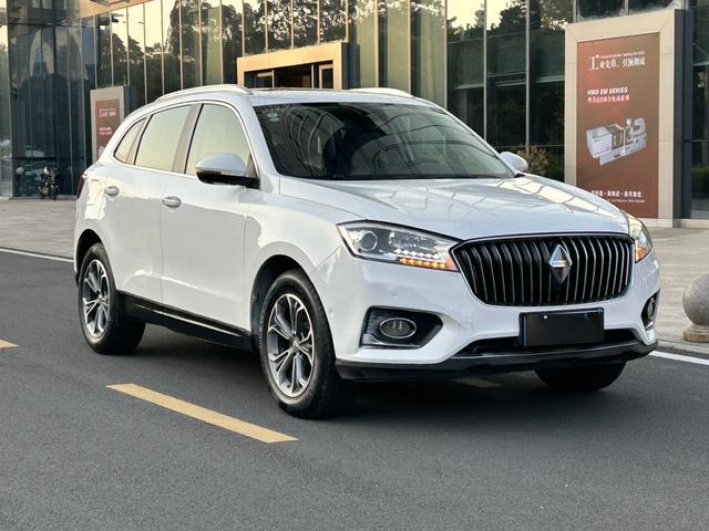 Borgward BX7