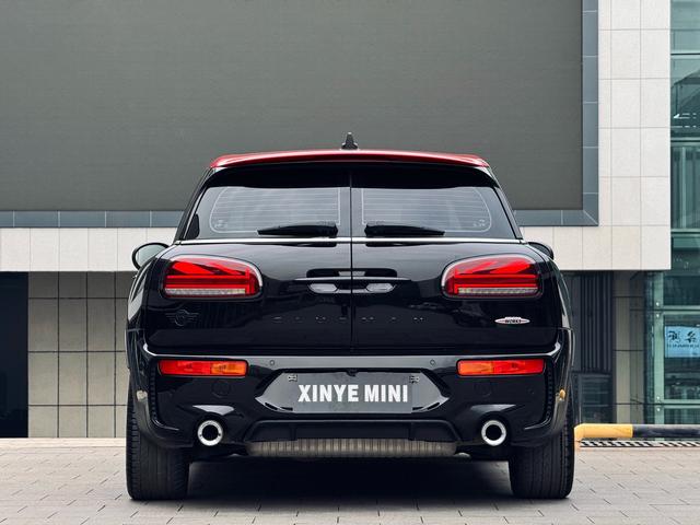 MINI JCW CLUBMAN