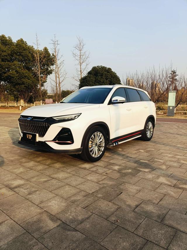 Oshan Changan Auchan X7 PLUS