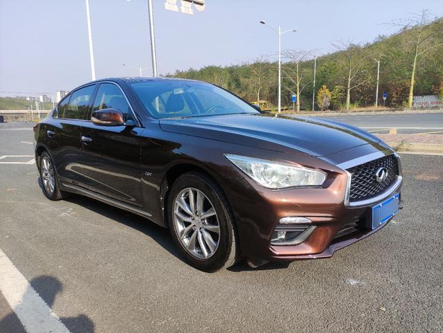 Infiniti Q50L