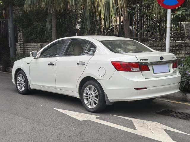 GAC Trumpchi GA5 EV