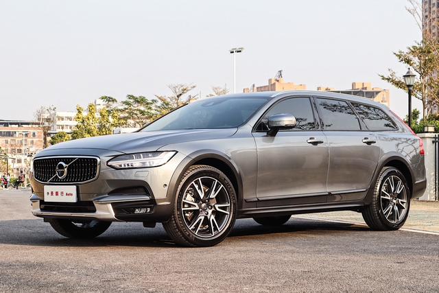 Volvo V90