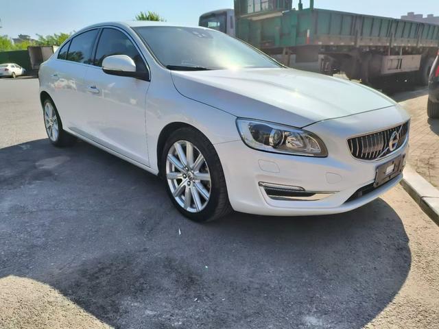 Volvo S60 PHEV