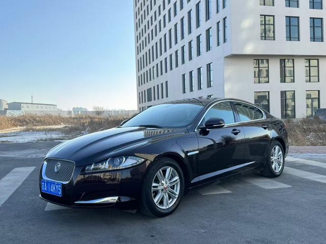 Jaguar XF