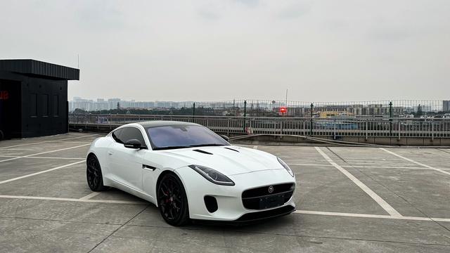 Jaguar F-TYPE