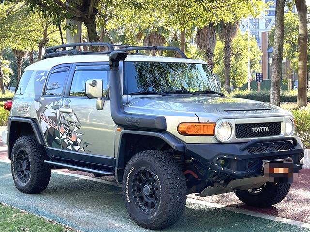 Toyota FJ Cruiser