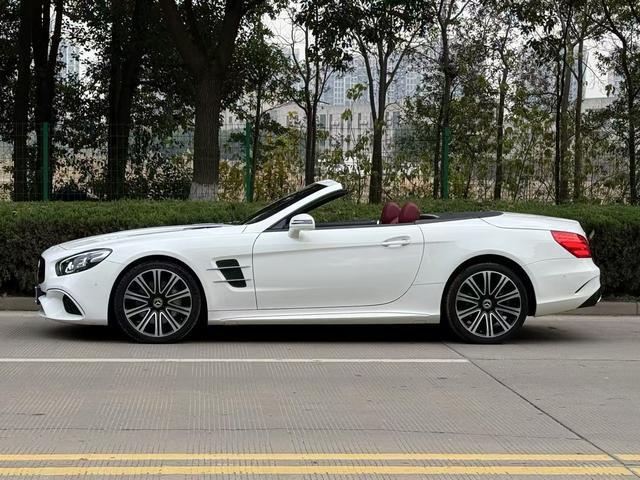 Mercedes-Benz SL Class