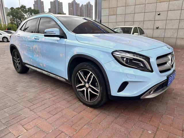 Mercedes-Benz GLA