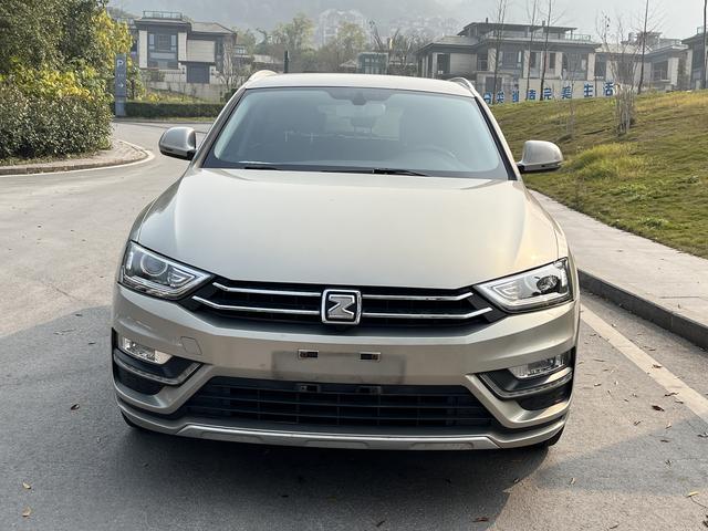 Zotye SR7