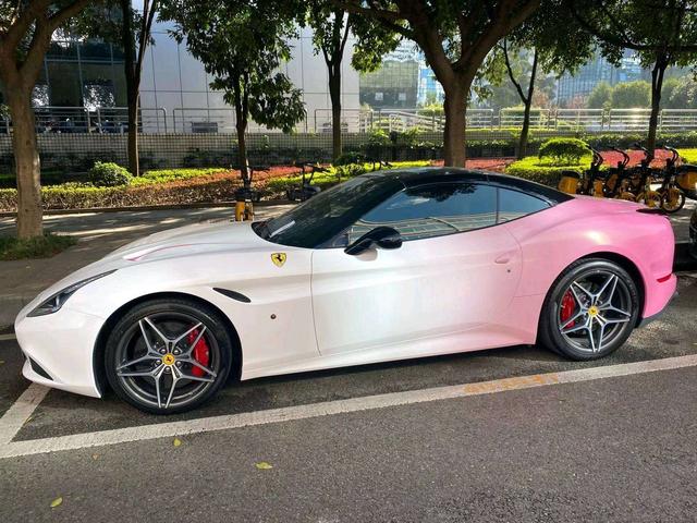 Ferrari California T