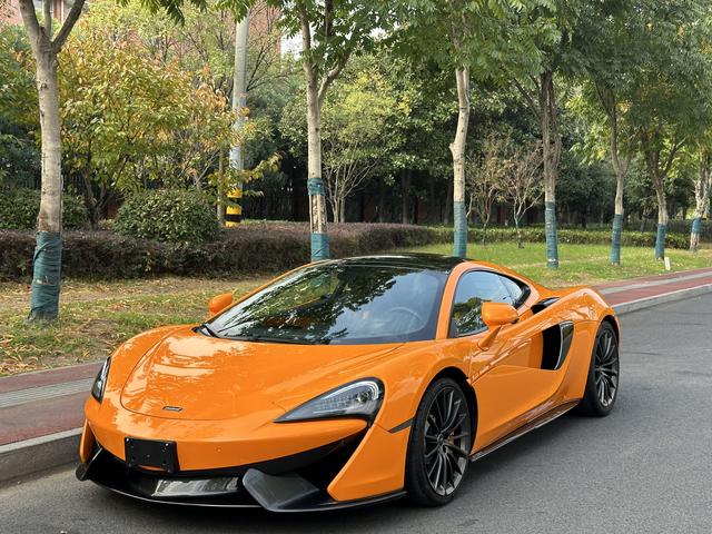 McLaren 570S