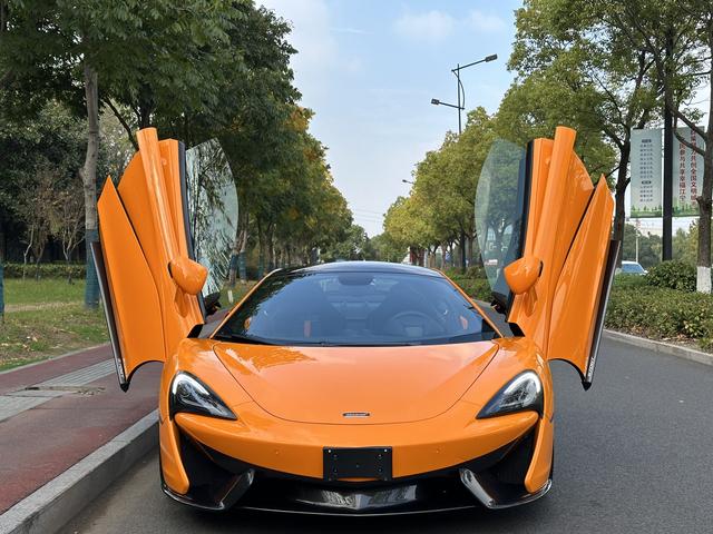 McLaren 570S