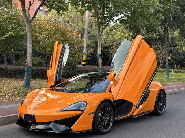 McLaren 570S