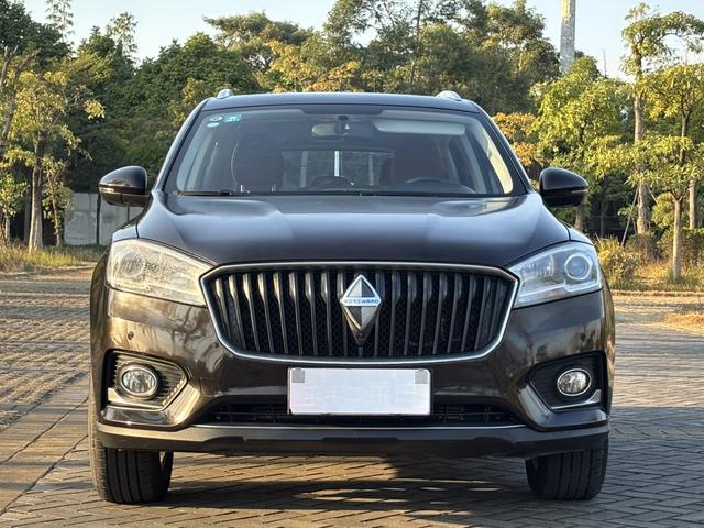 Borgward BX7