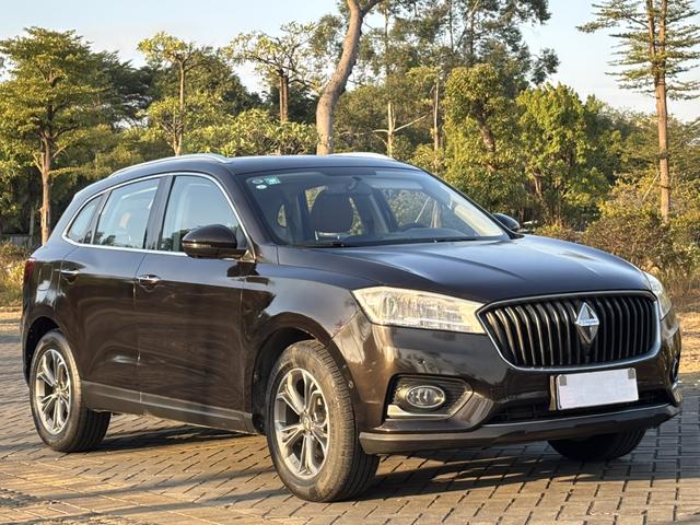 Borgward BX7