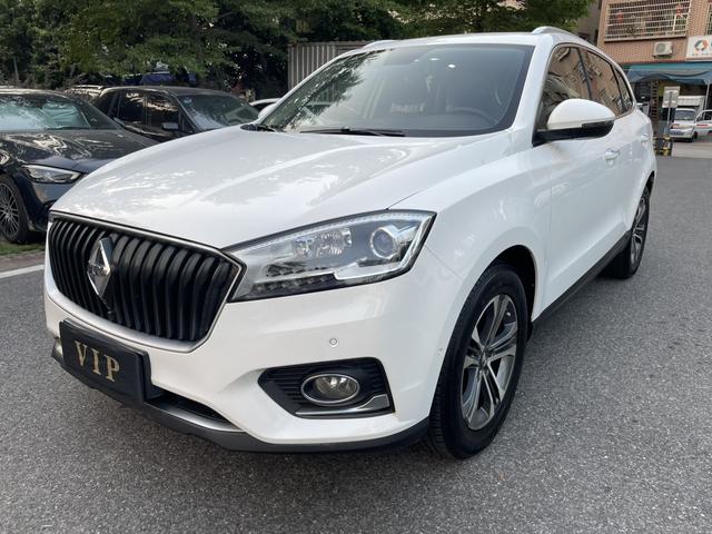 Borgward BX7