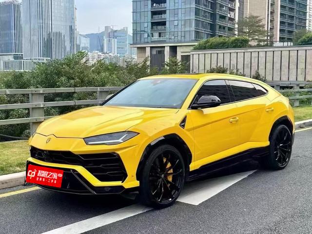 Lamborghini Urus