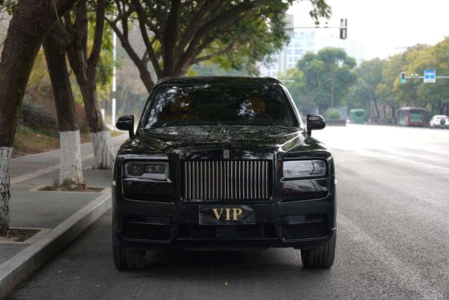 Rolls Royce Cullinan